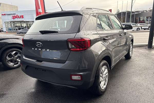 2025 Hyundai Venue  QX.V5