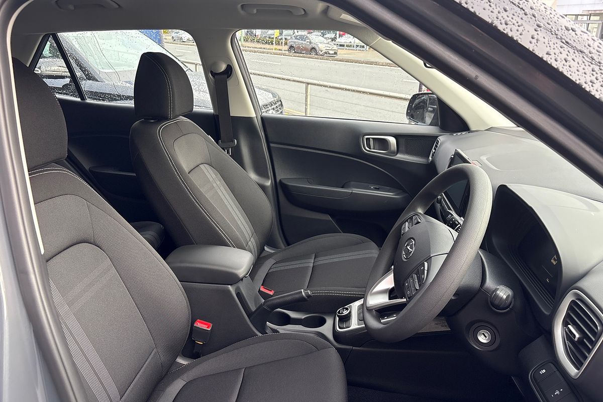 2025 Hyundai Venue  QX.V5