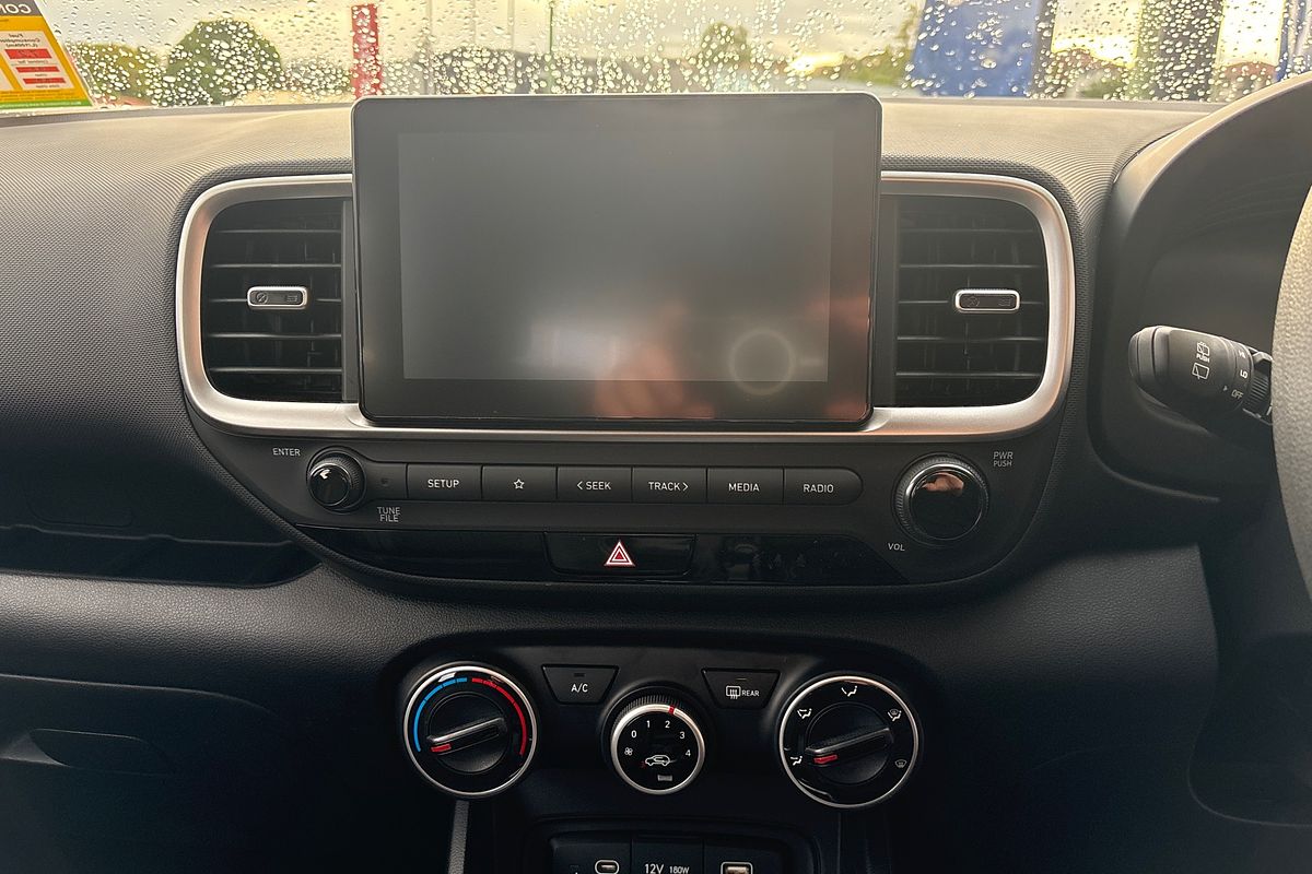 2025 Hyundai Venue  QX.V5