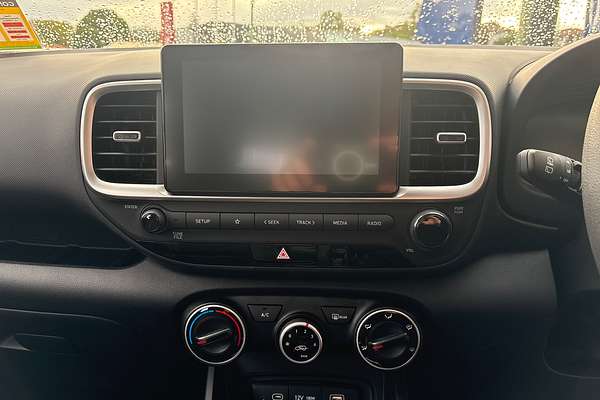 2025 Hyundai Venue  QX.V5