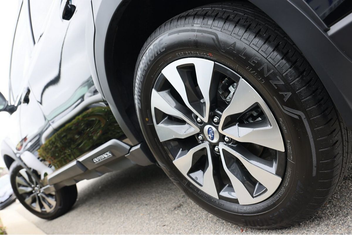 2025 Subaru Outback AWD Touring XT 6GEN