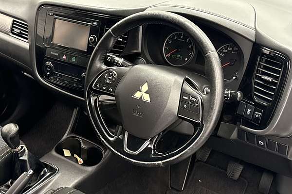 2016 Mitsubishi Outlander LS ZK