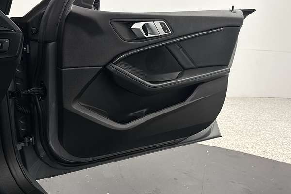 2023 BMW 2 Series 218i M Sport F44