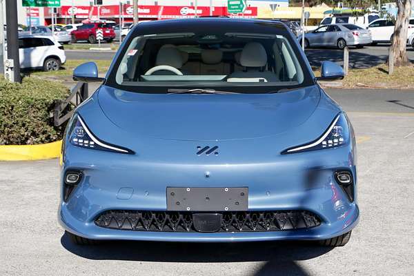 2025 MG IM6
