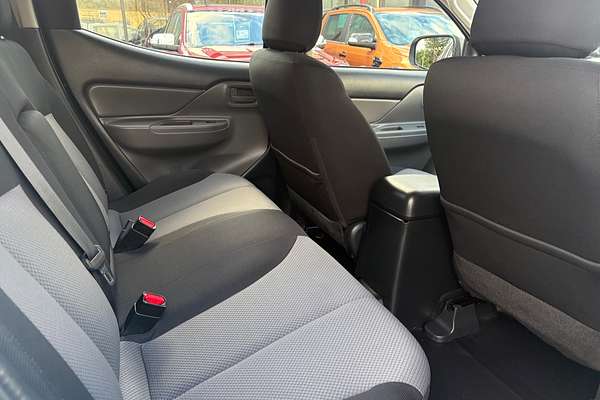 2018 Mitsubishi Triton GLX MQ 4X4