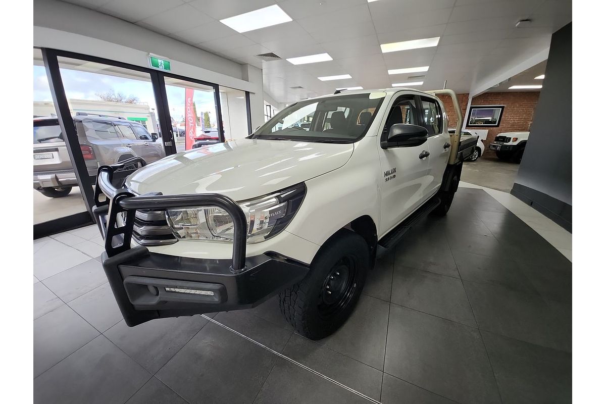2017 Toyota Hilux SR GUN126R 4X4