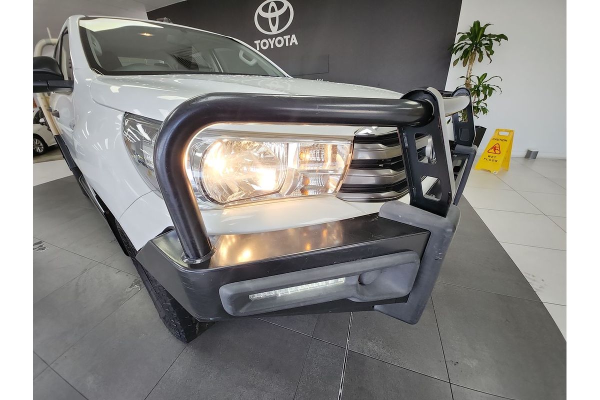 2017 Toyota Hilux SR GUN126R 4X4