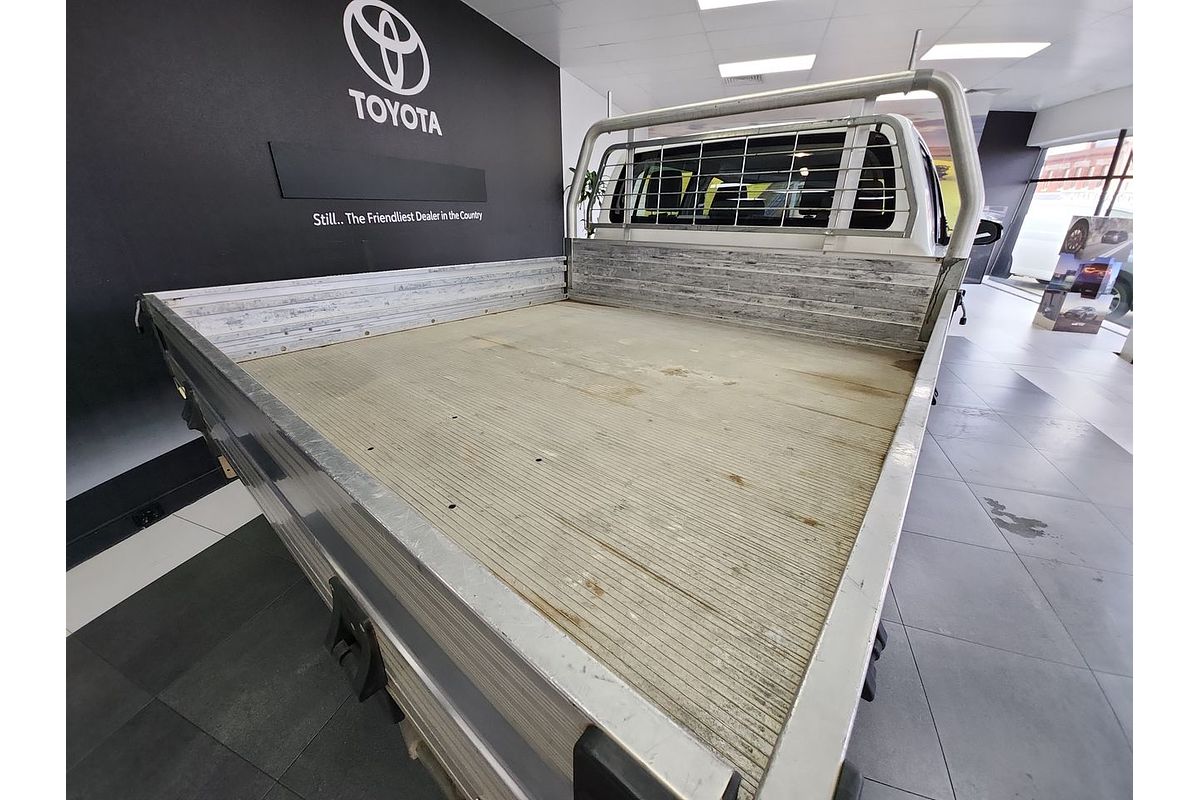 2017 Toyota Hilux SR GUN126R 4X4