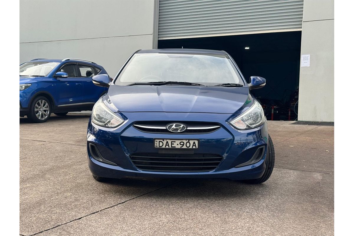 2015 Hyundai Accent Active RB2