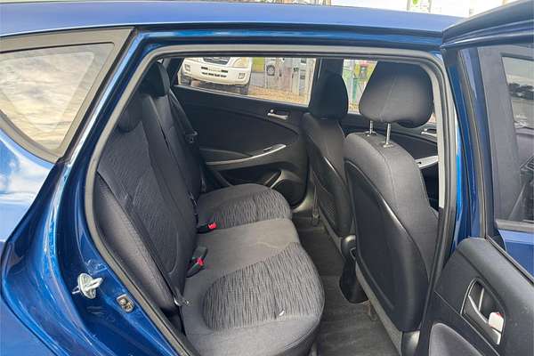 2015 Hyundai Accent Active RB2