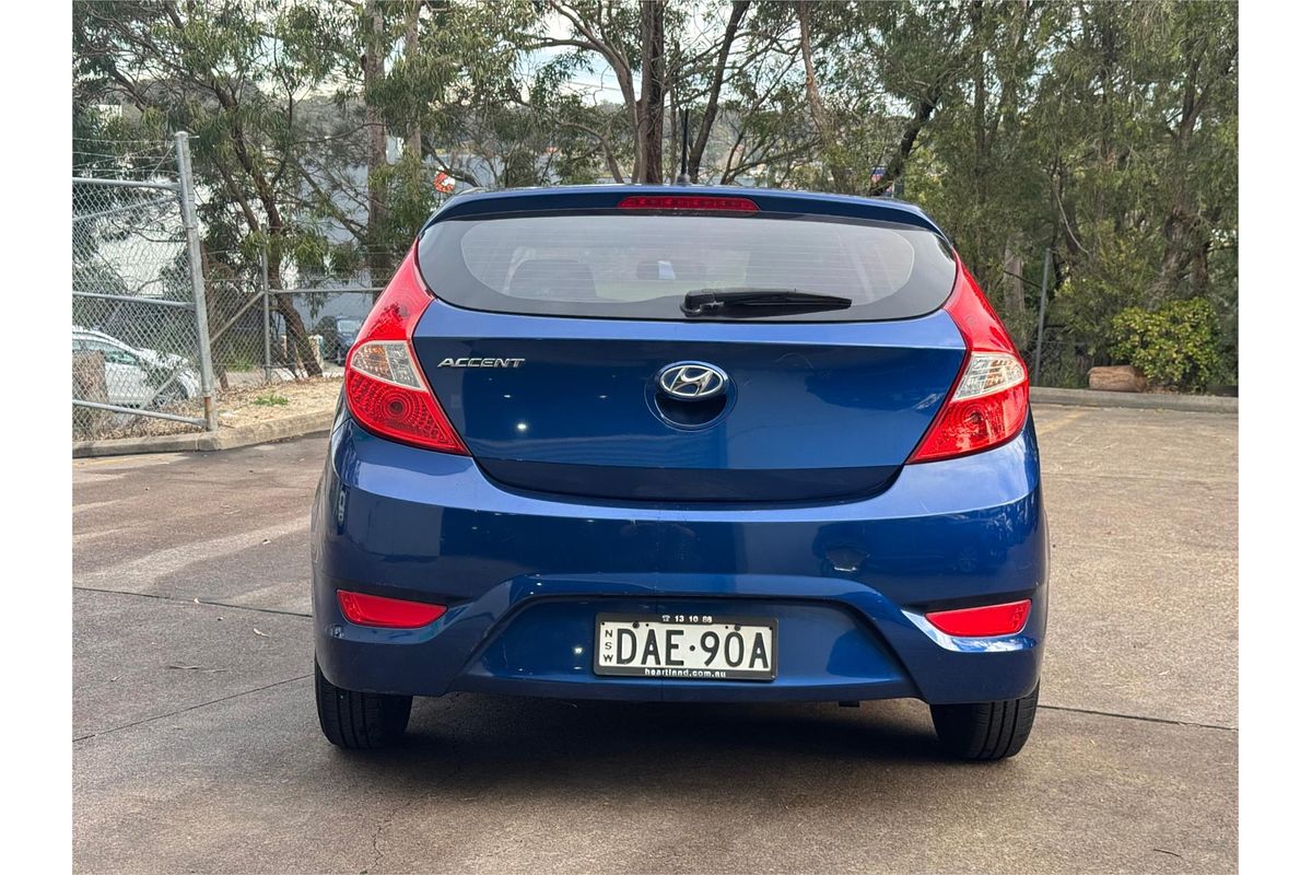 2015 Hyundai Accent Active RB2