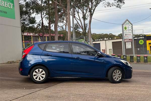 2015 Hyundai Accent Active RB2