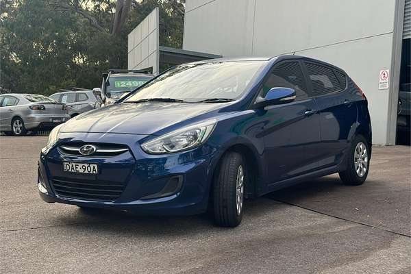 2015 Hyundai Accent Active RB2