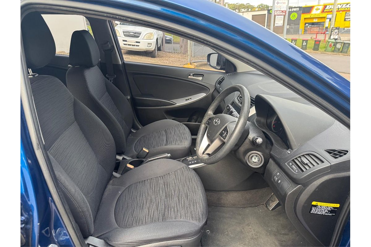 2015 Hyundai Accent Active RB2