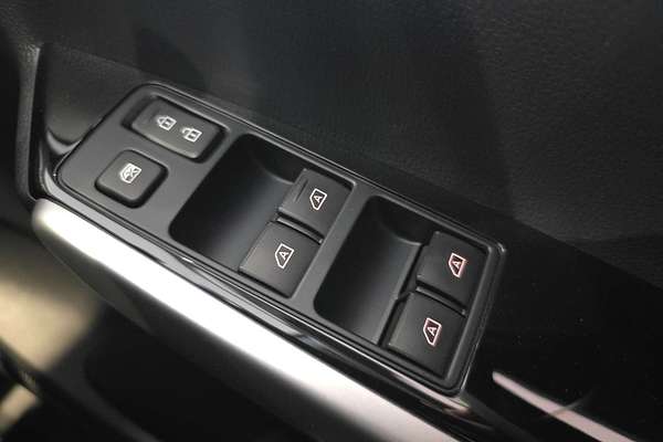 2025 Mitsubishi Pajero Sport Exceed QG