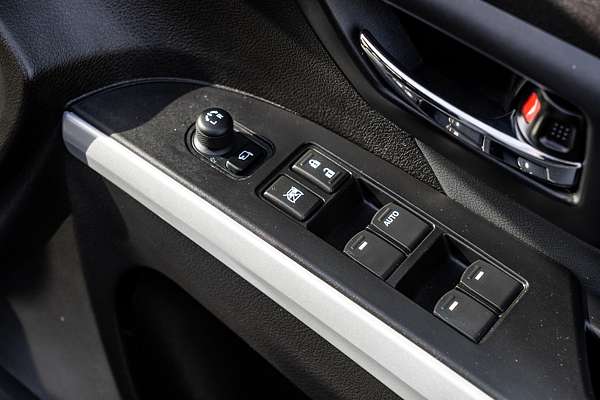 2019 Suzuki S-Cross Turbo Prestige JY