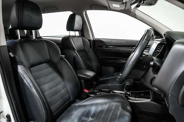 2021 Mitsubishi Outlander LS ZL