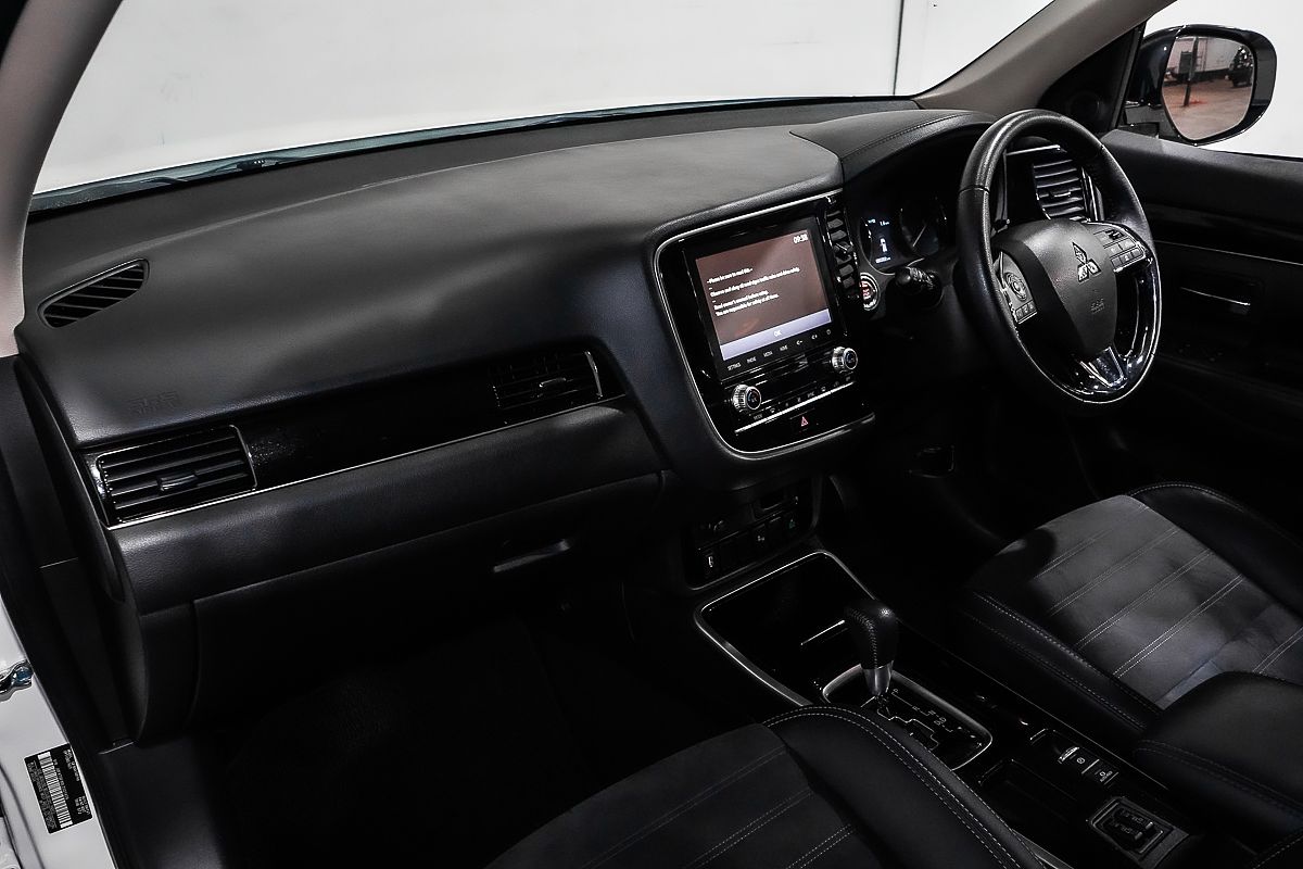 2021 Mitsubishi Outlander LS ZL