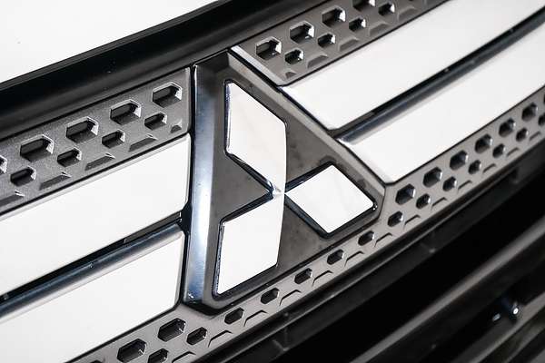 2021 Mitsubishi Outlander LS ZL
