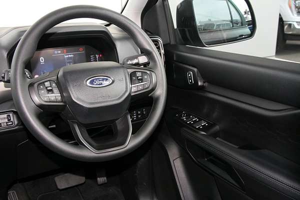 2024 Ford Everest Ambiente 2.0L