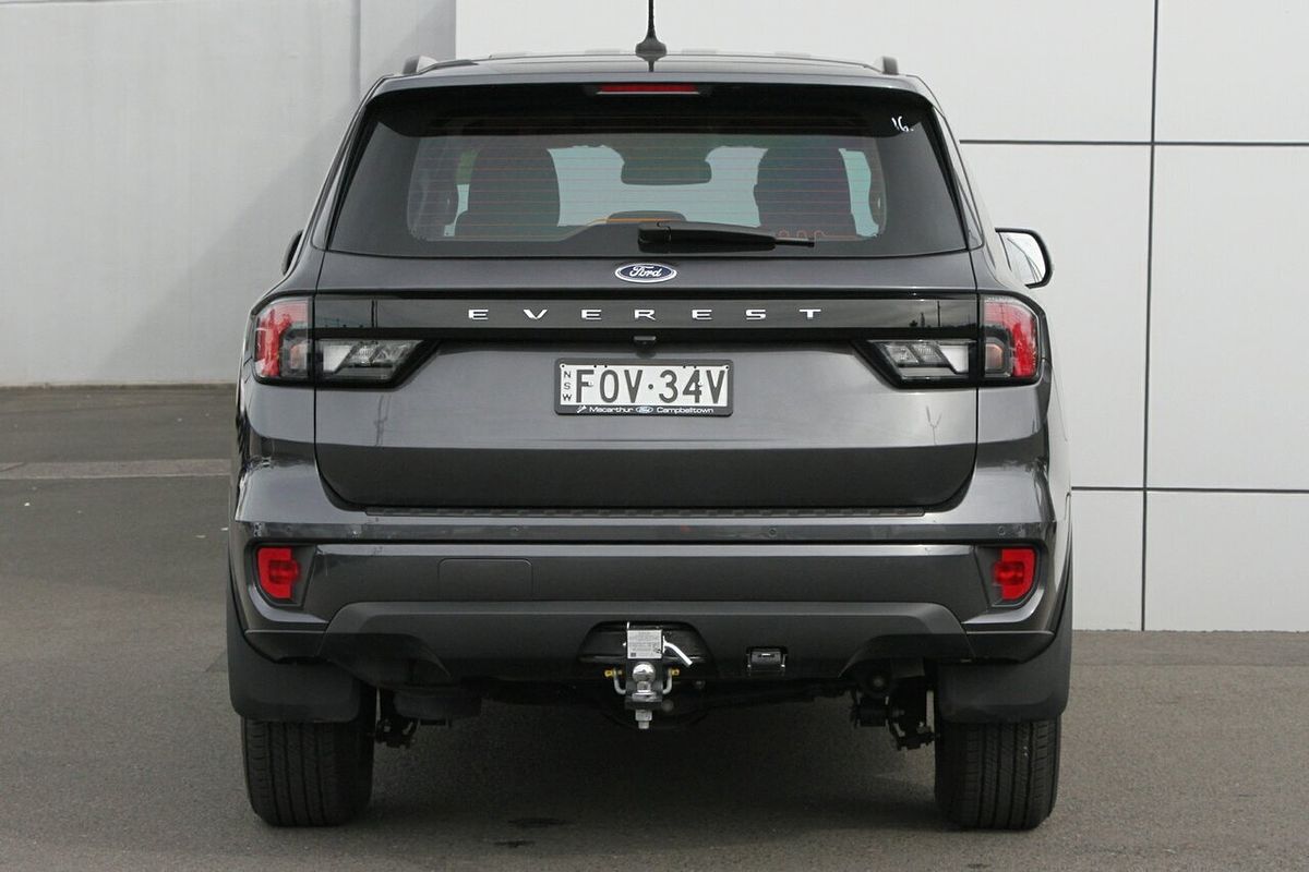 2024 Ford Everest Ambiente  2.0L