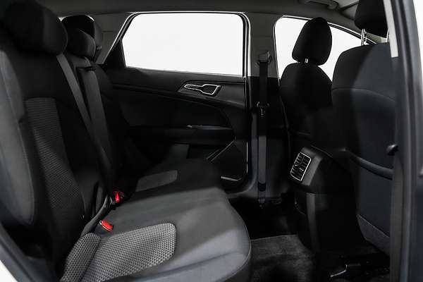 2024 Kia Sportage S NQ5
