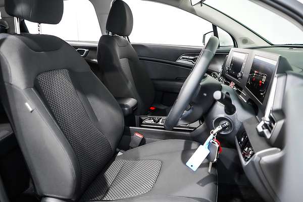 2024 Kia Sportage S NQ5