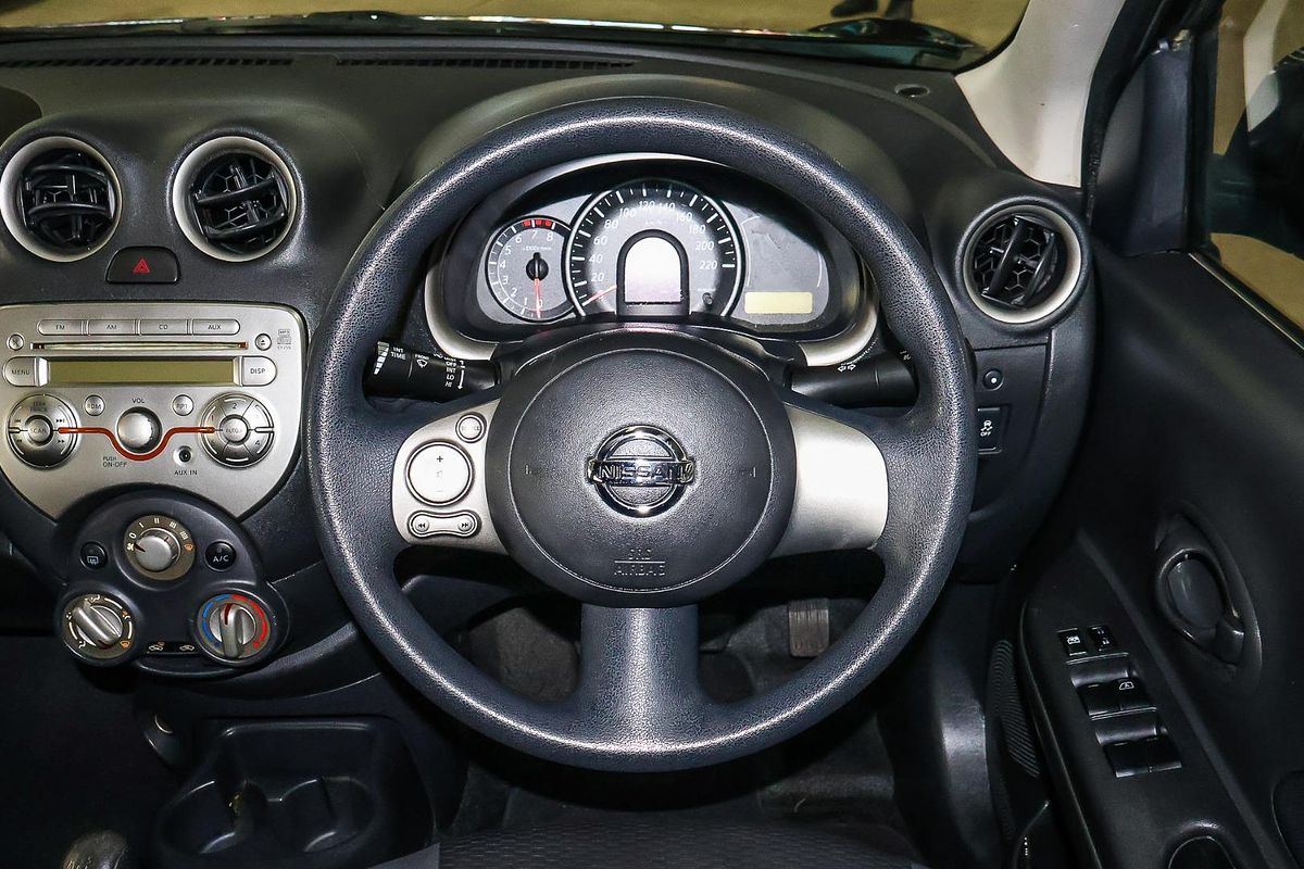2014 Nissan Micra ST-L K13
