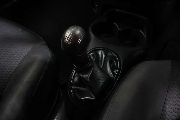 2014 Nissan Micra ST-L K13