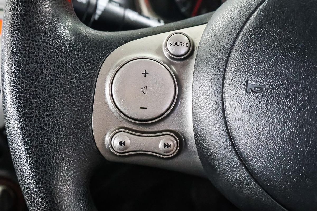 2014 Nissan Micra ST-L K13