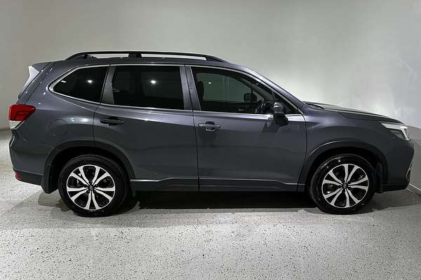 2020 Subaru Forester 2.5i Premium S5