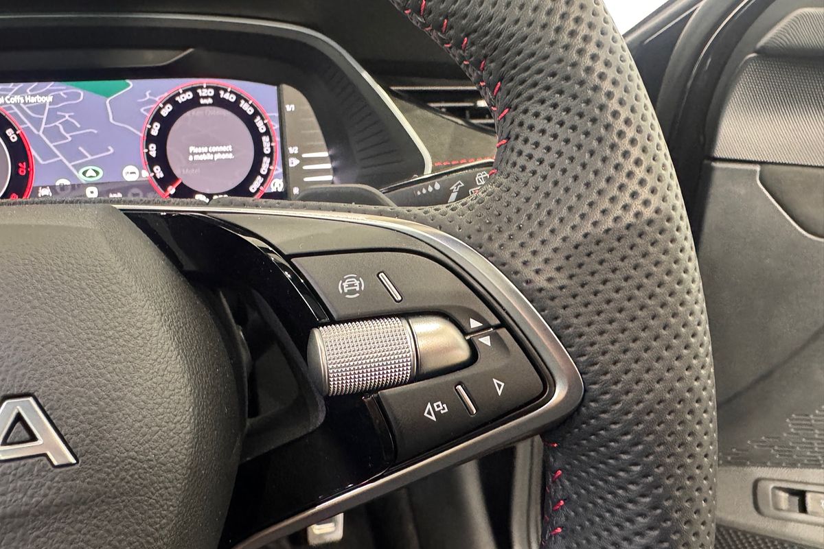 2025 SKODA Octavia RS NX