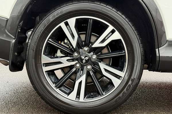 2023 Mitsubishi Eclipse Cross ES YB