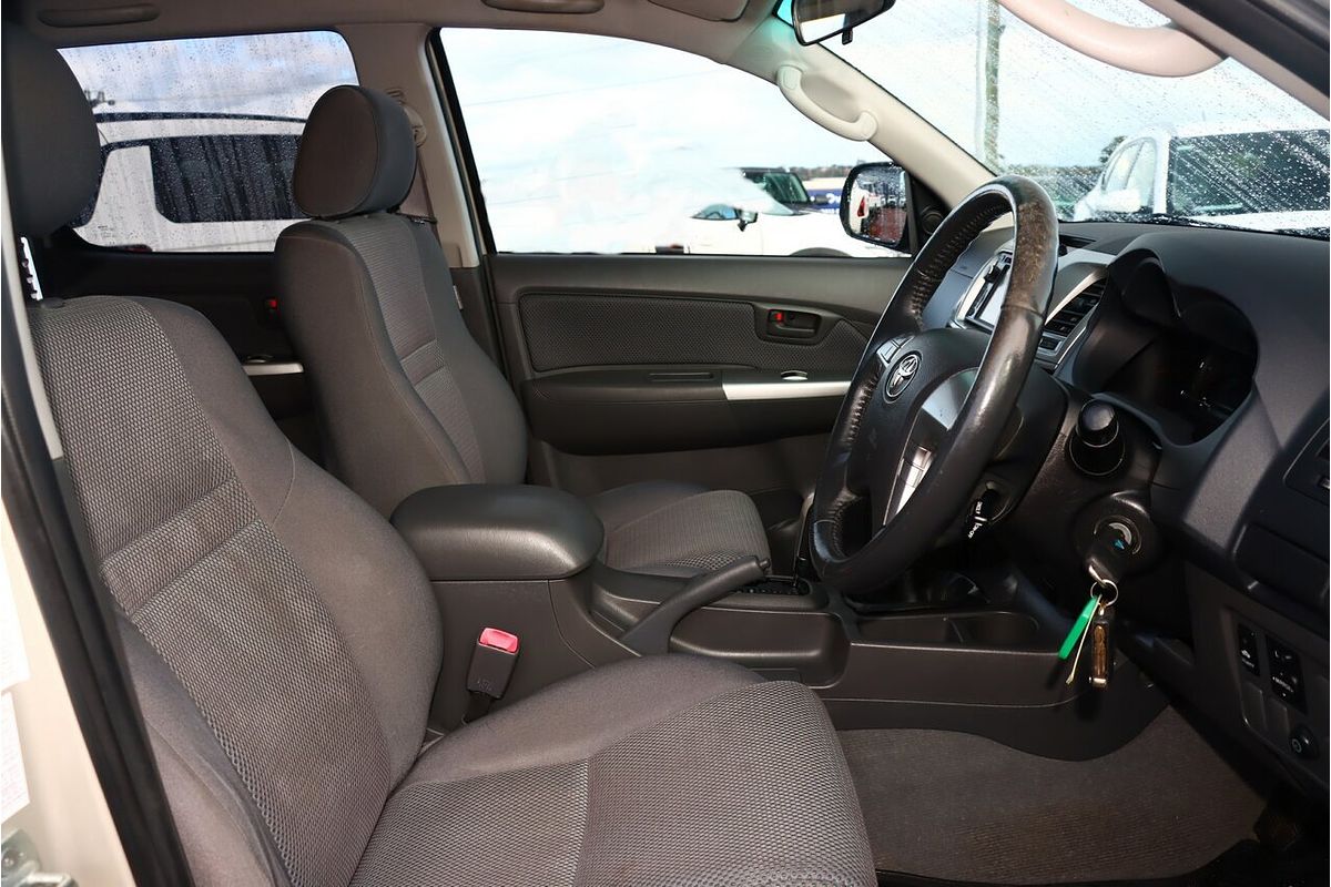 2013 Toyota Hilux SR5 KUN26R 4X4