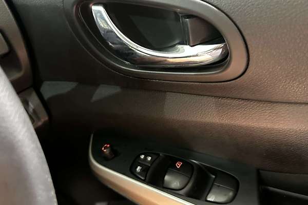 2019 Nissan Navara ST D23 Series 3 4X4