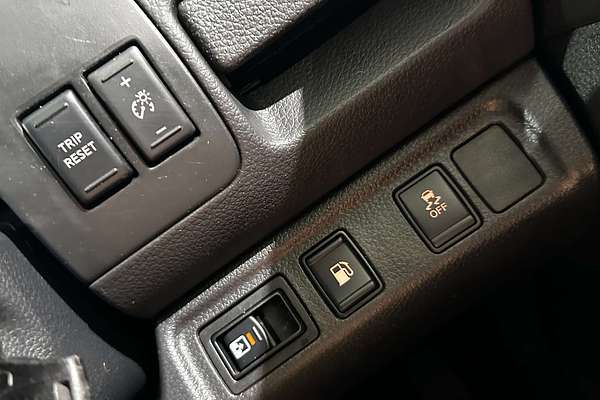 2019 Nissan Navara ST D23 Series 3 4X4