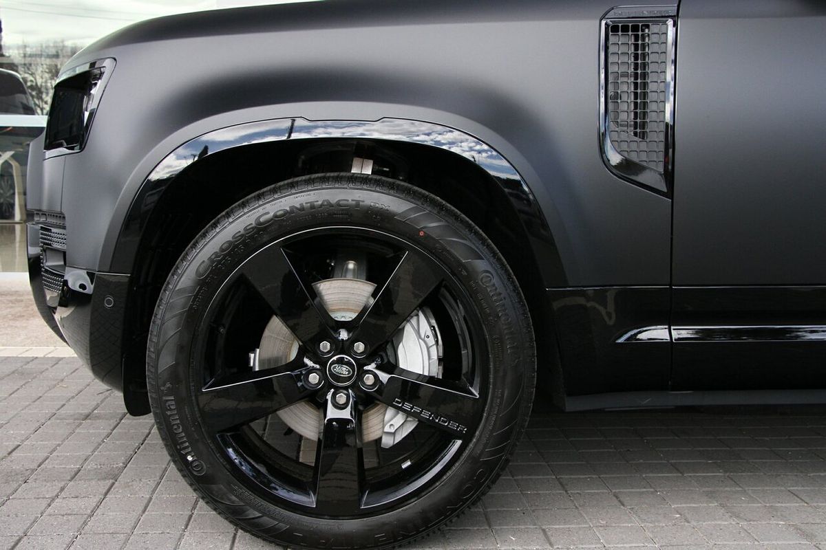 2025 Land Rover Defender 110 D350 X-Dynamic HSE L663