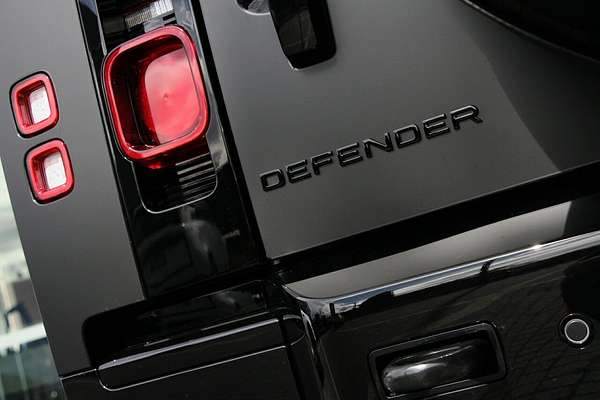 2025 Land Rover Defender 110 D350 X-Dynamic HSE L663