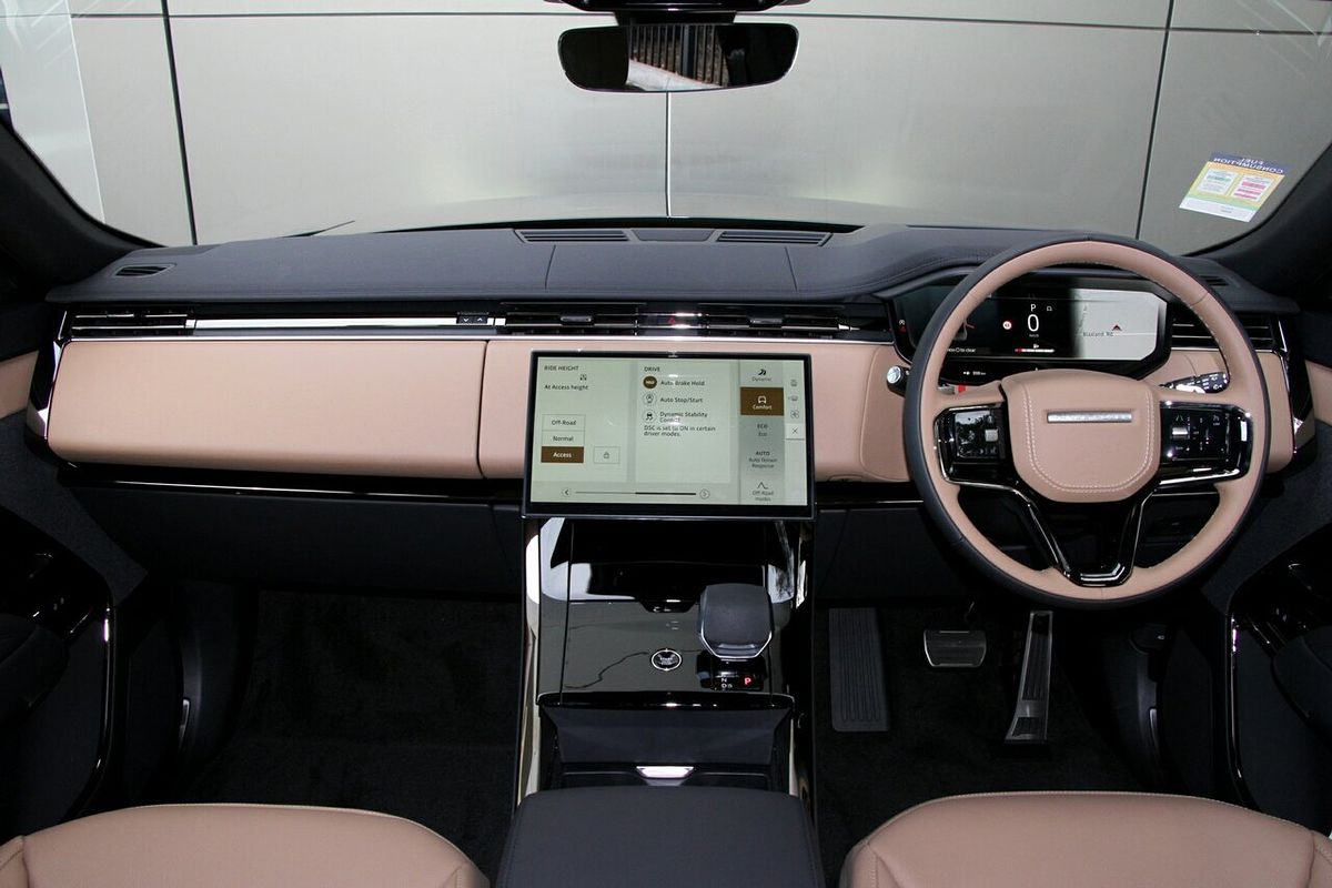 2025 Land Rover Range Rover Sport D250 Dynamic SE L461
