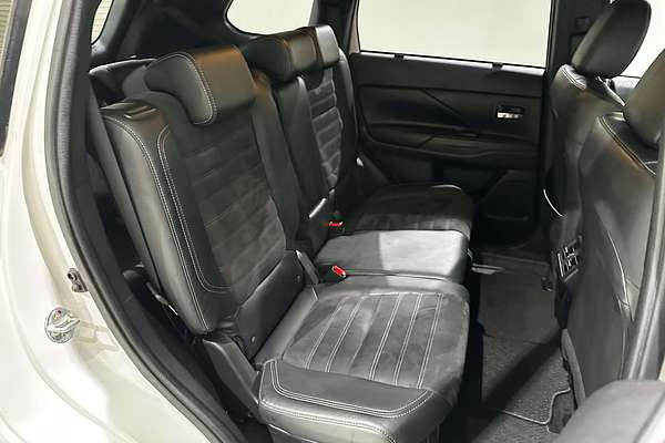 2018 Mitsubishi Outlander Black Edition ZL