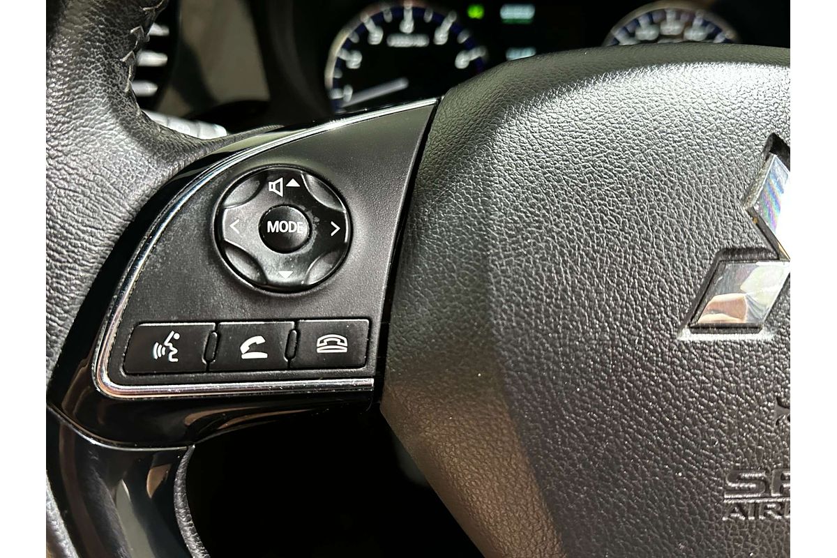 2018 Mitsubishi Outlander Black Edition ZL