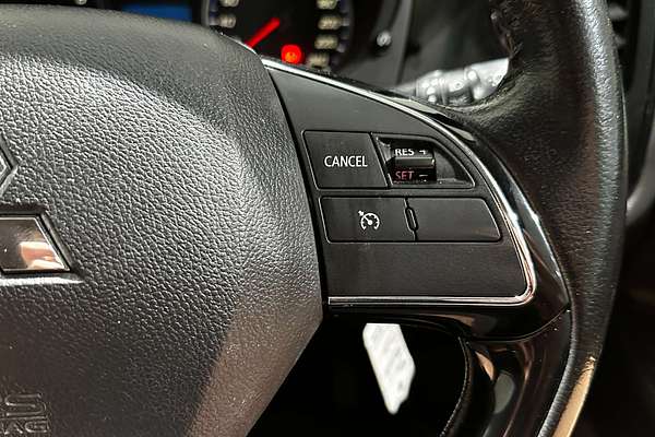 2016 Mitsubishi Outlander LS ZK