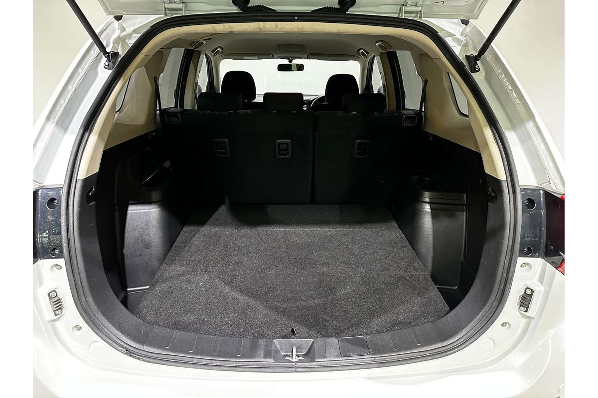 2016 Mitsubishi Outlander LS ZK