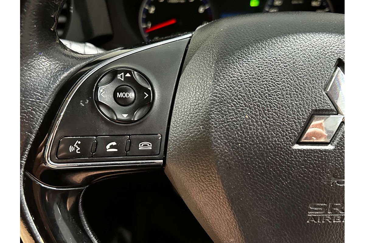 2016 Mitsubishi Outlander LS ZK