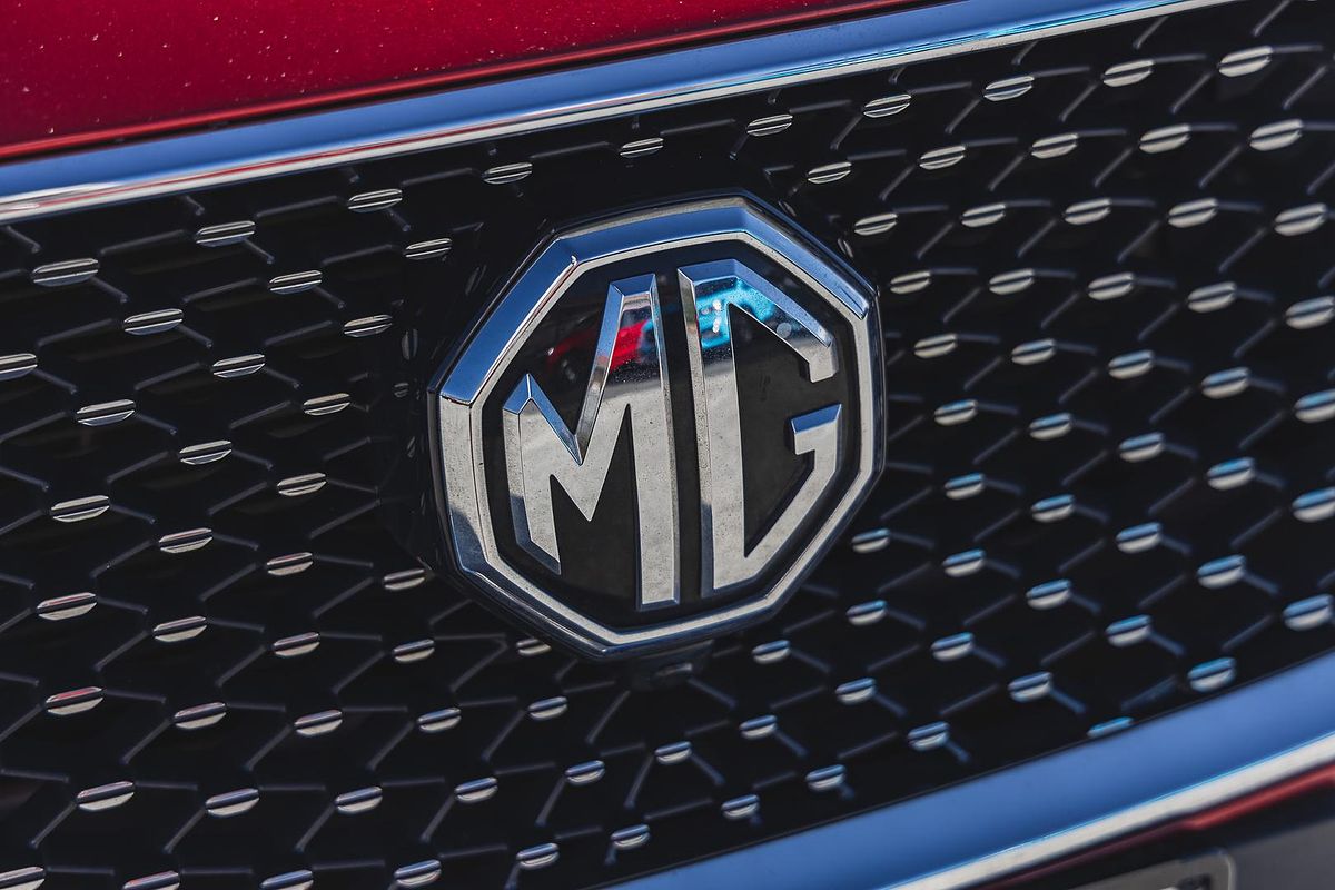 2022 MG HS Vibe SAS23