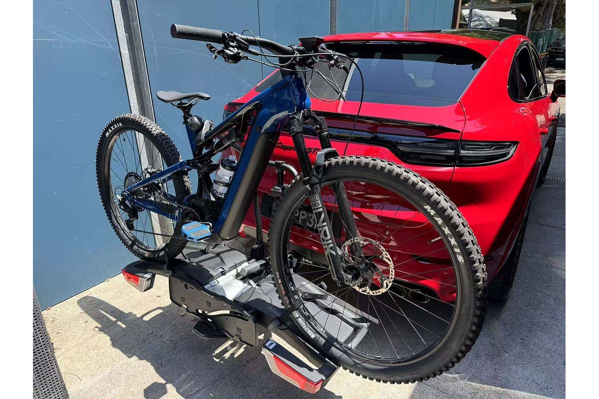 2022 Porsche Cayenne GTS 9YB