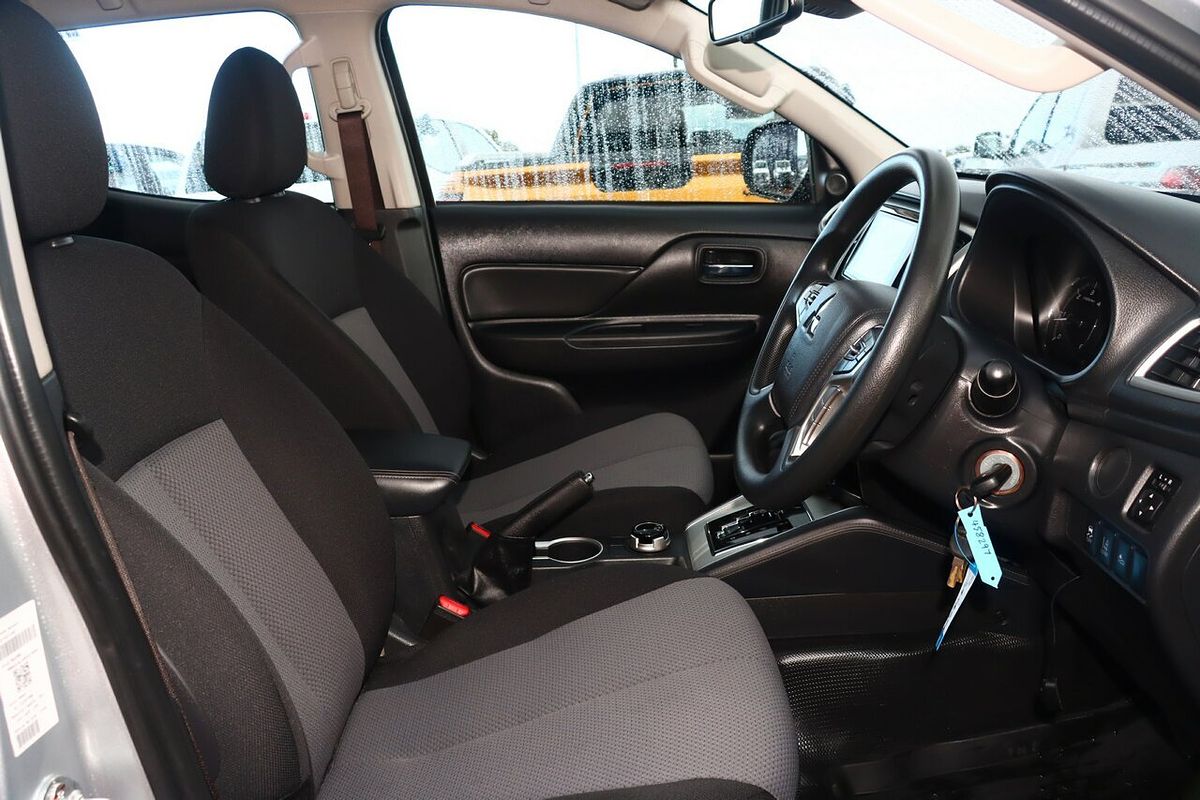 2022 Mitsubishi Triton GLX+ MR 4X4