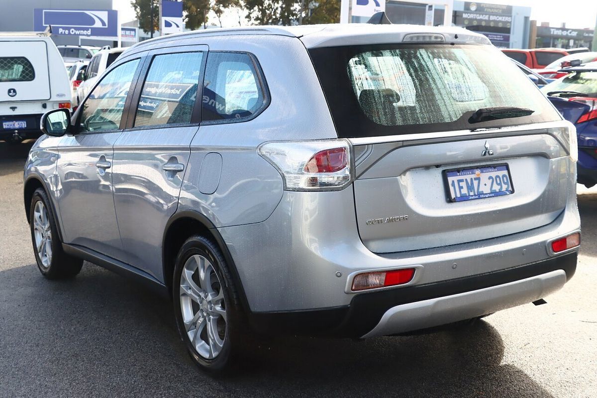 2014 Mitsubishi Outlander ES ZJ