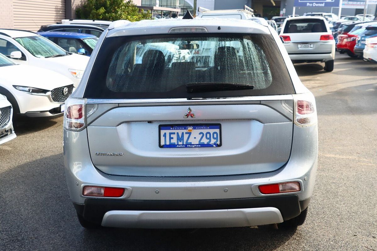 2014 Mitsubishi Outlander ES ZJ