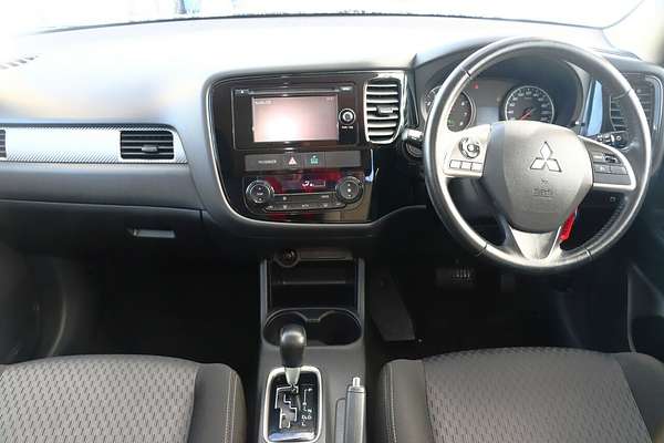 2014 Mitsubishi Outlander ES ZJ